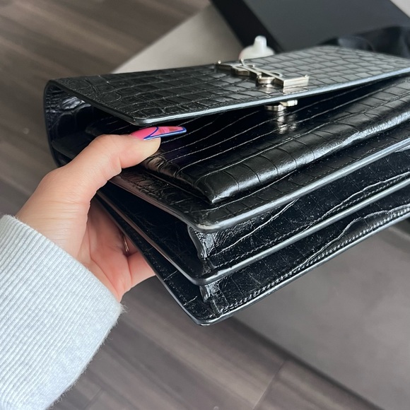 ‼️ SOLD ‼️YSL Sunset Crocodile Leather Crossbody Bag - Picture 12 of 16